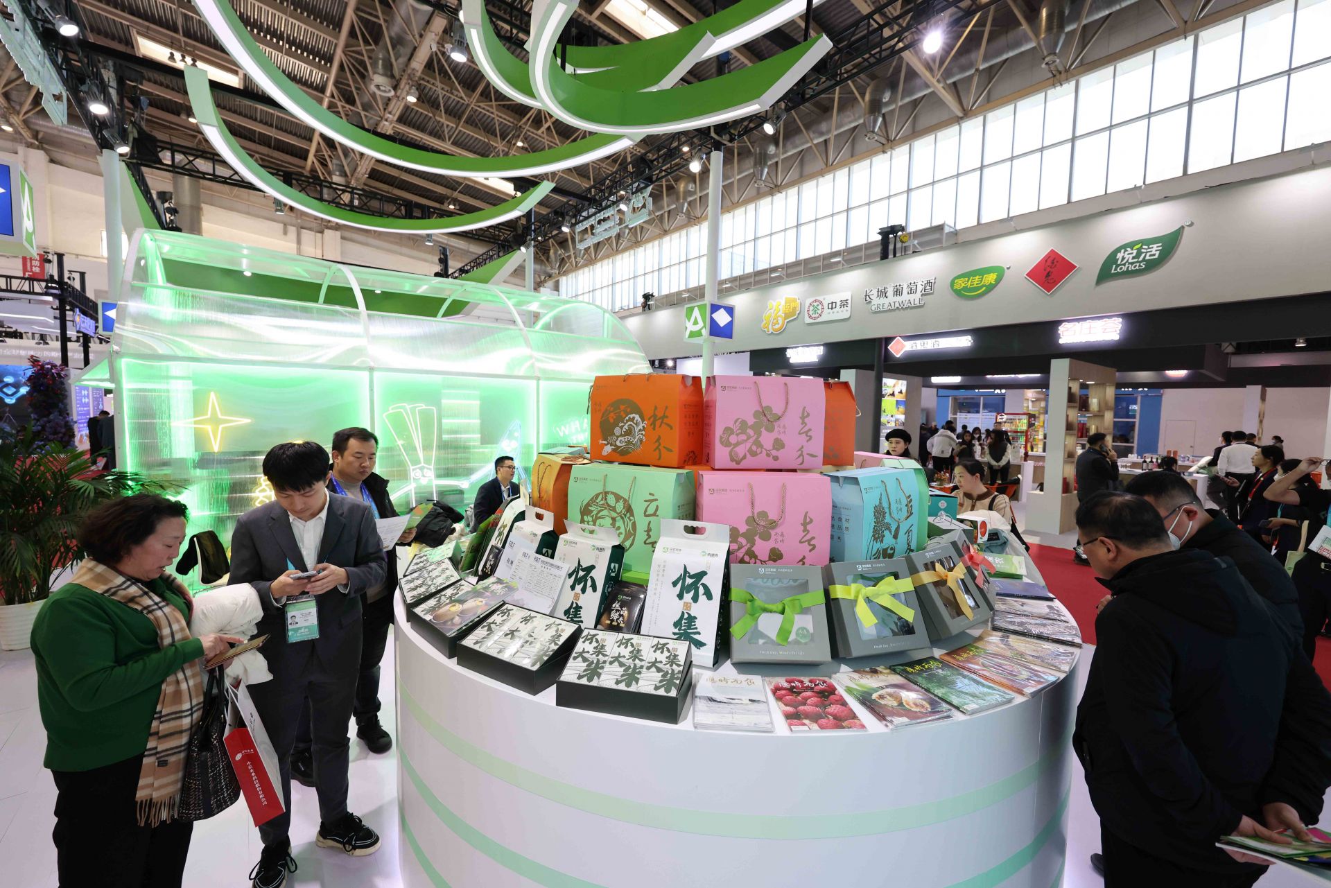 深圳企業在鏈博會大放異彩 成果豐碩，展覽服務彰顯卓越實力